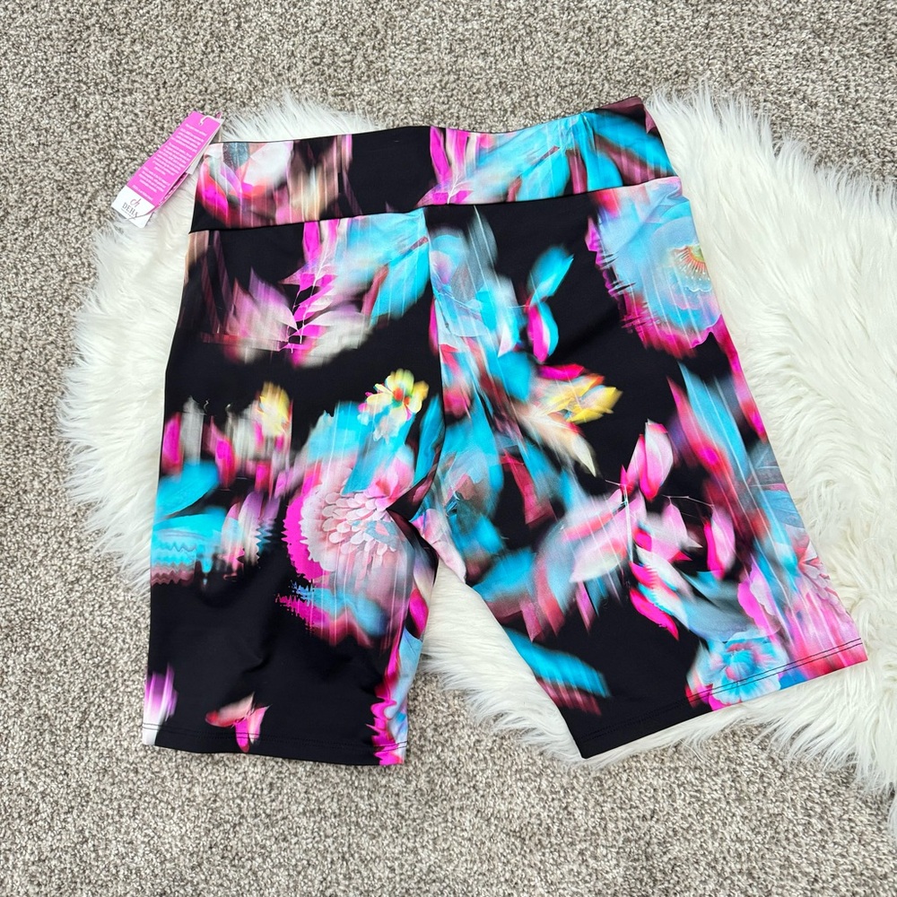 Deha Women's Move Floral Active Shorts Black/Pink Size M - Picture 3 of 8